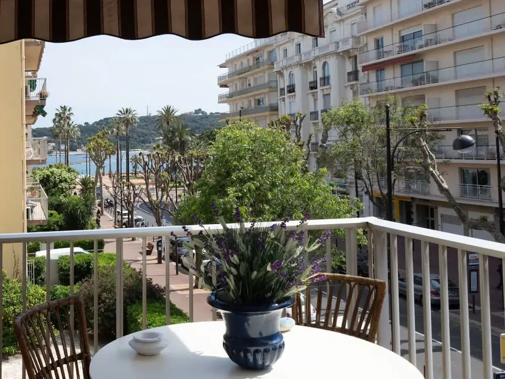 Apartment Near the Beaches Right in the Center Comfortable