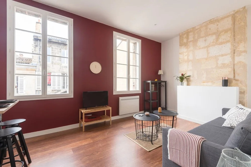 Superb Renovated Studio in the City Center