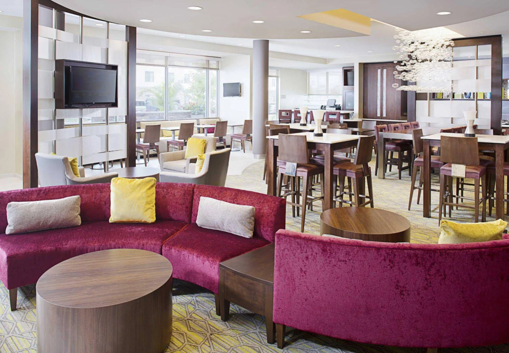 SpringHill Suites by Marriott Carle Place Garden City
