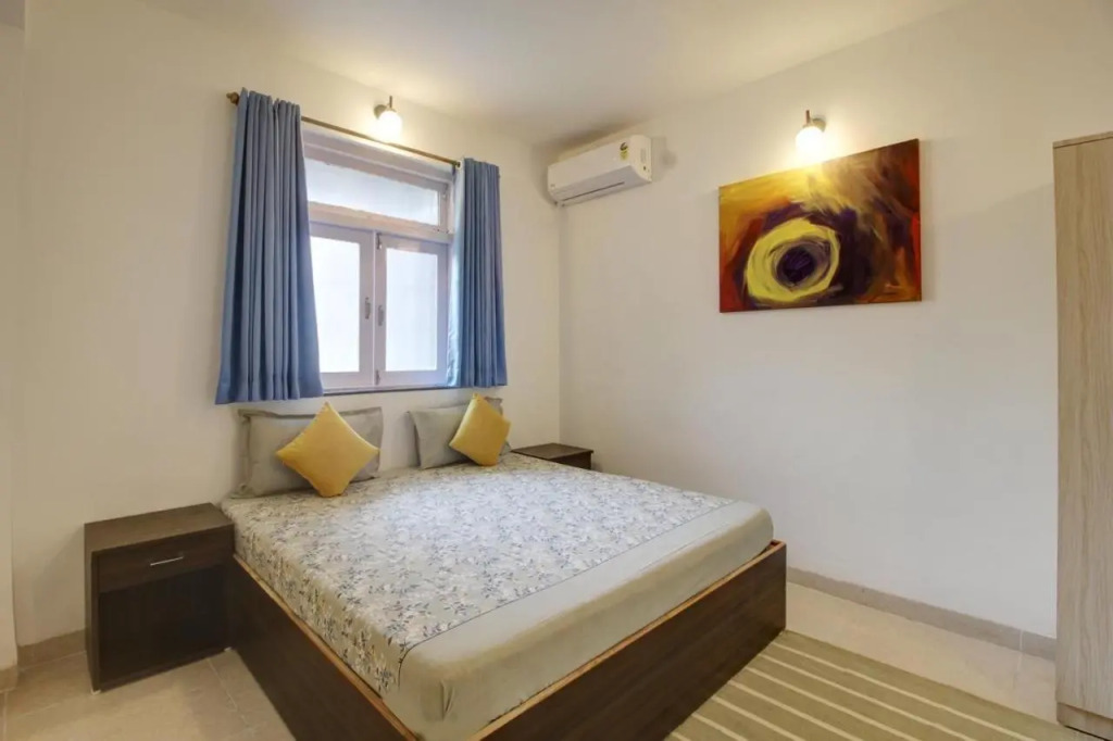Rahul Service Apartment