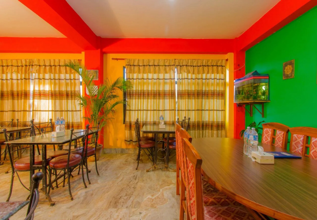 OYO 240 Hotel Aagan