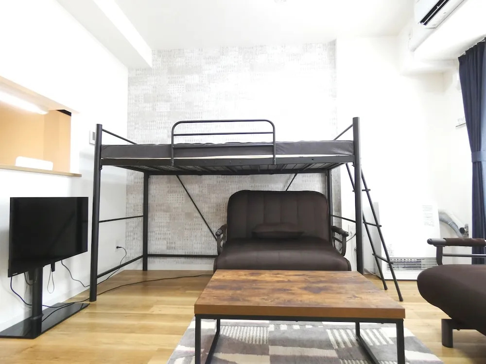 Alpha Square Minami 6 Jo 306