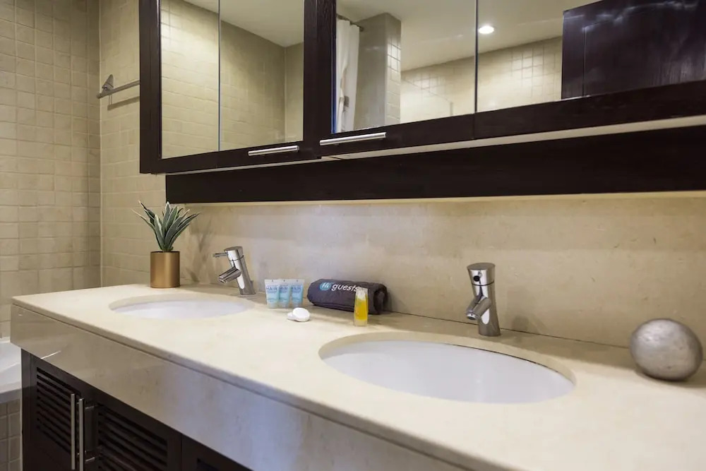 Classy one bedroom in Burj residence 5 - 703
