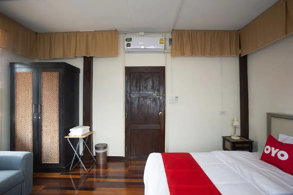 Oyo 708 All Red Hostel Chiang Mai