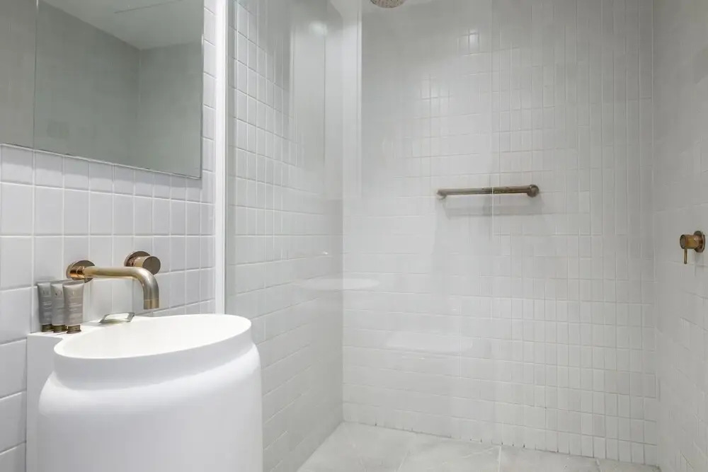 Bright South Yarra 1 Bed Flat Near Cafes & Shops