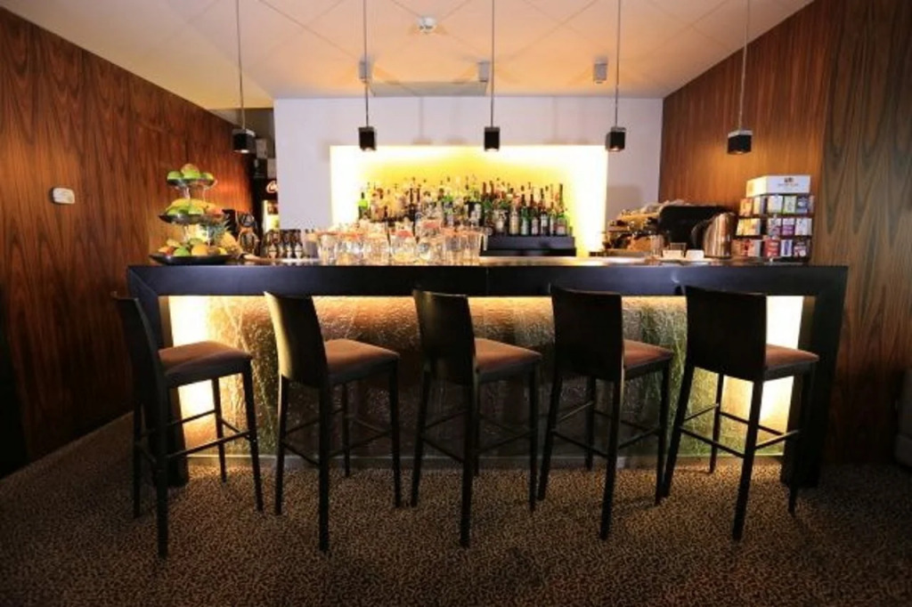 Hotel Avance