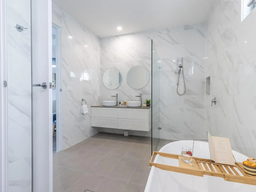 Fingal Bay View Unit 1 16 Tuna Crescent