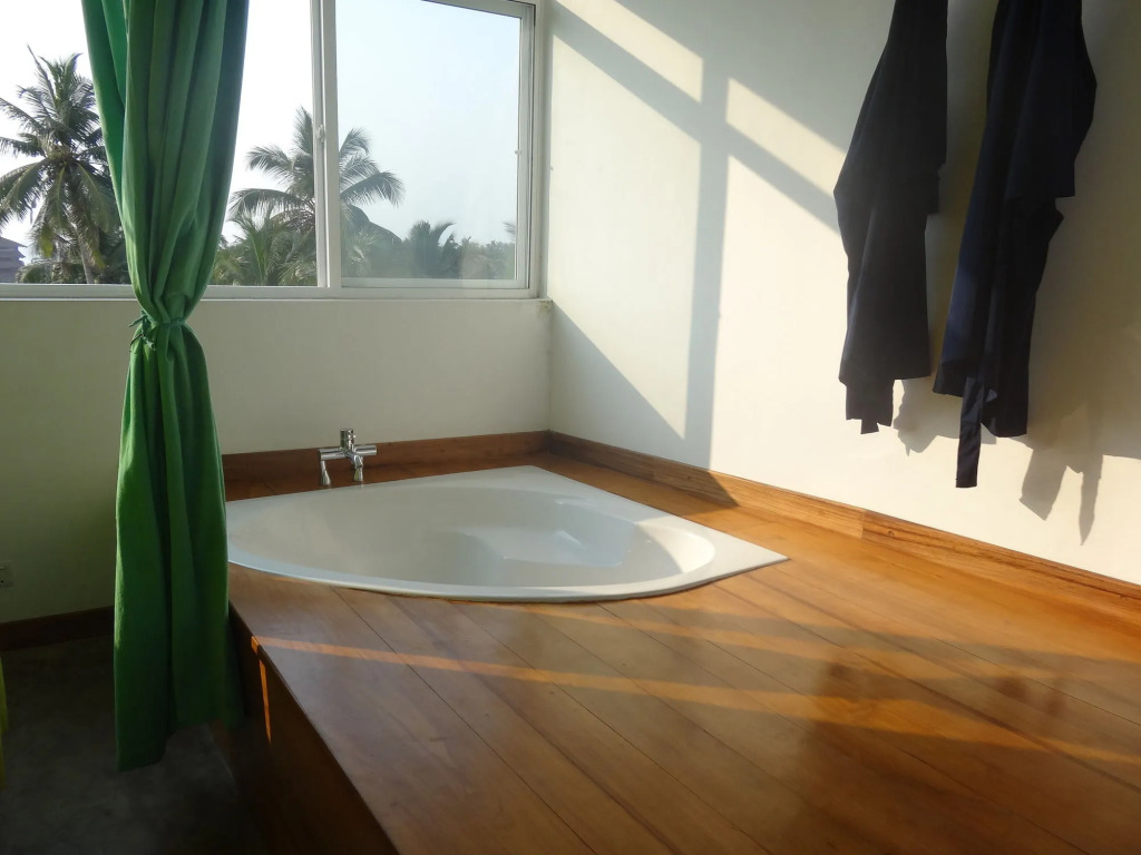 Refresh Hotel Hikkaduwa