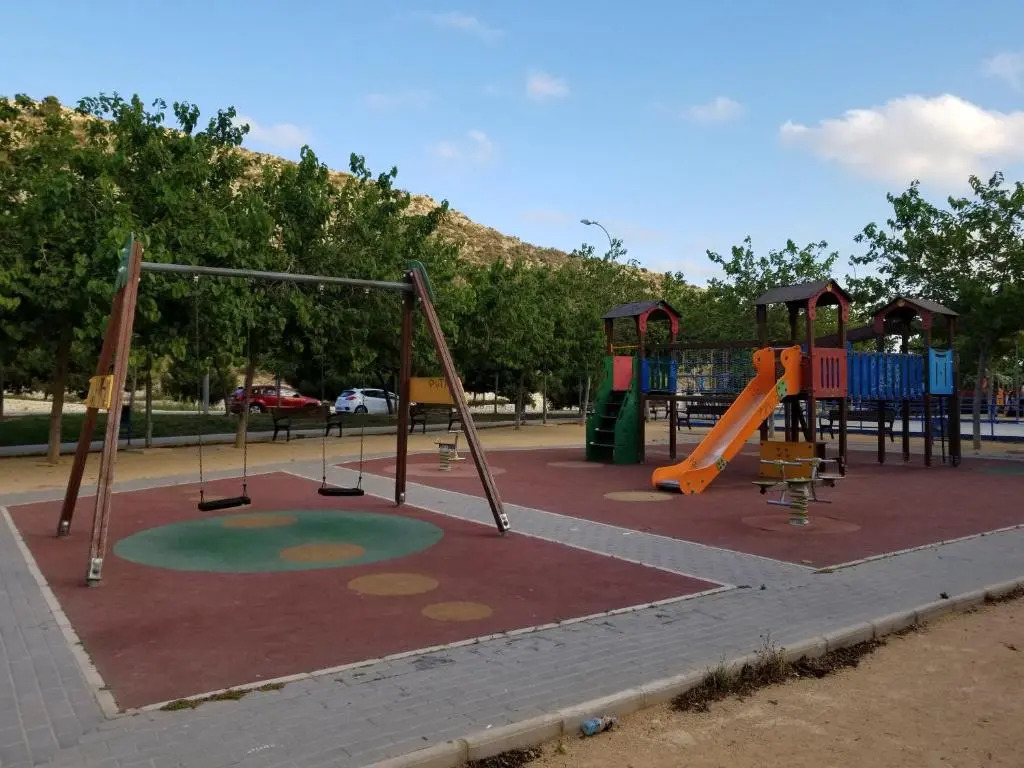 Calle de Dona Dolsa n6, 2Dcha