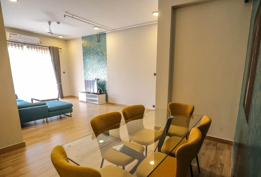 Pink Elephant Tourist Apartment Hotel