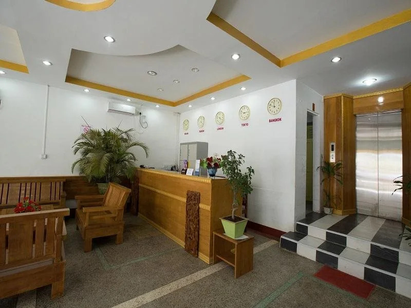 Kaung Wai Hotel