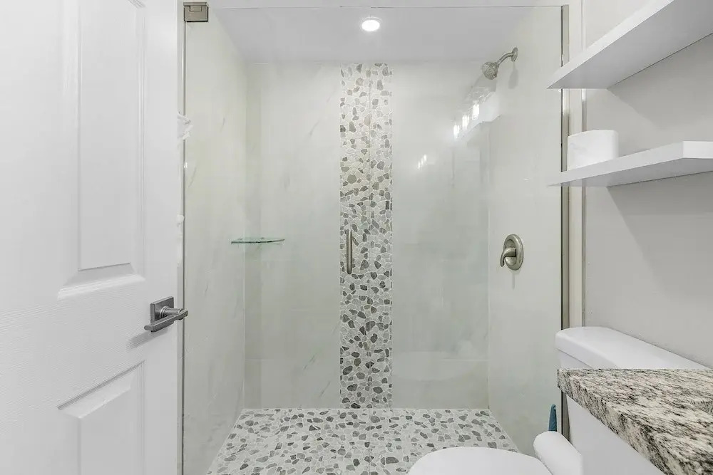Seaside 108: Oceanview 2br/2ba Condo With Pool, Steps To Beach 2 Bedroom Condo