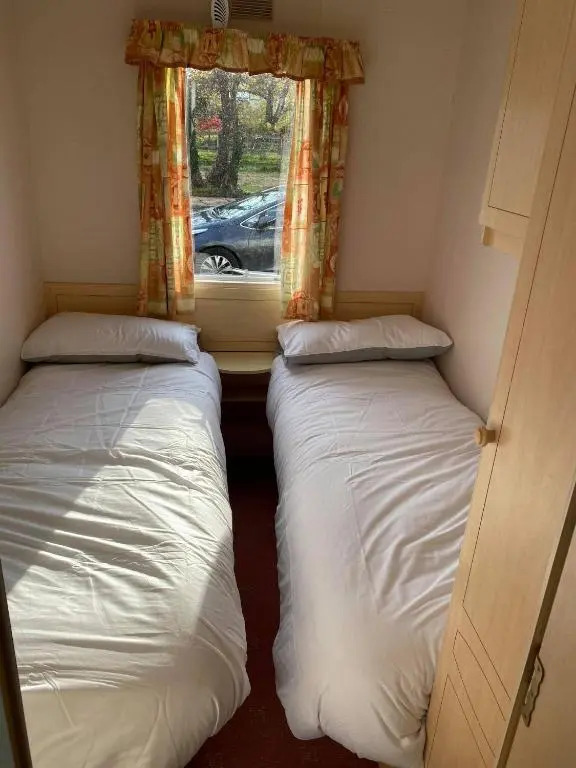G4 Holiday Caravan