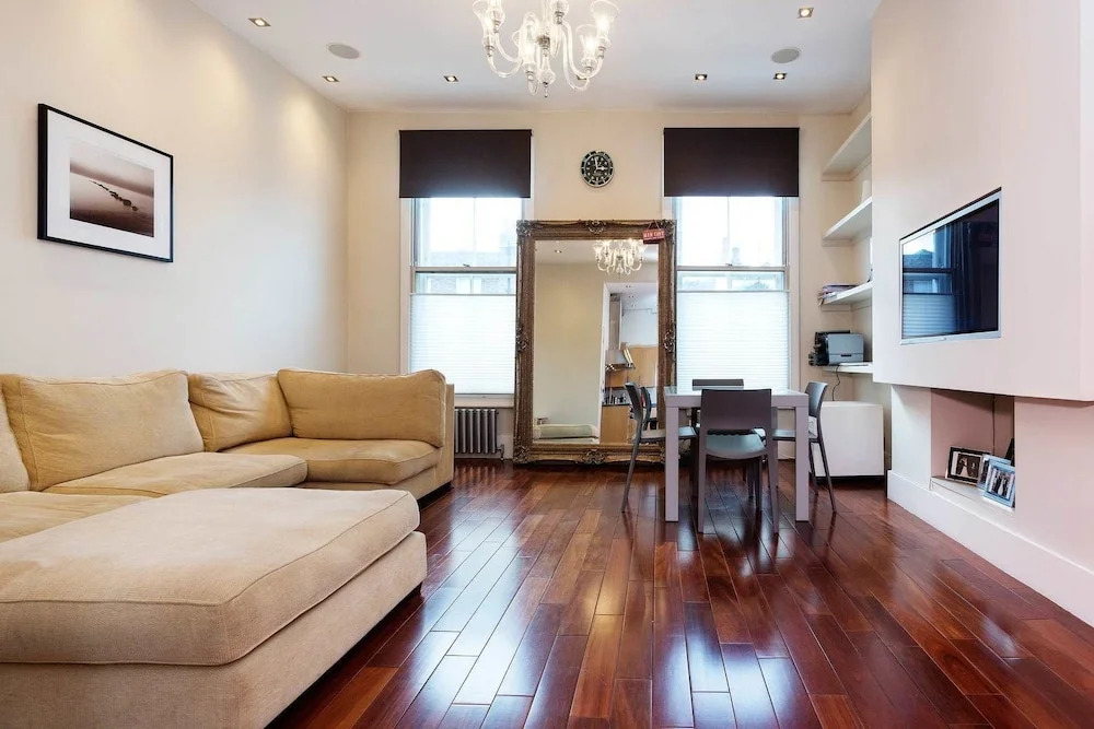 Sophisticated Kensington