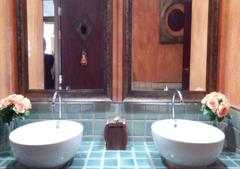 Banphung Hernkarn Resort