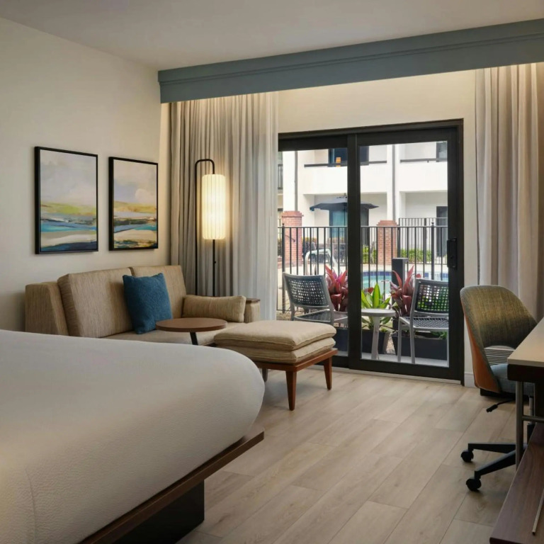 Courtyard by Marriott Orlando Airport