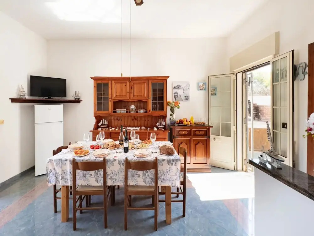 Villa Poseidon clima e parking