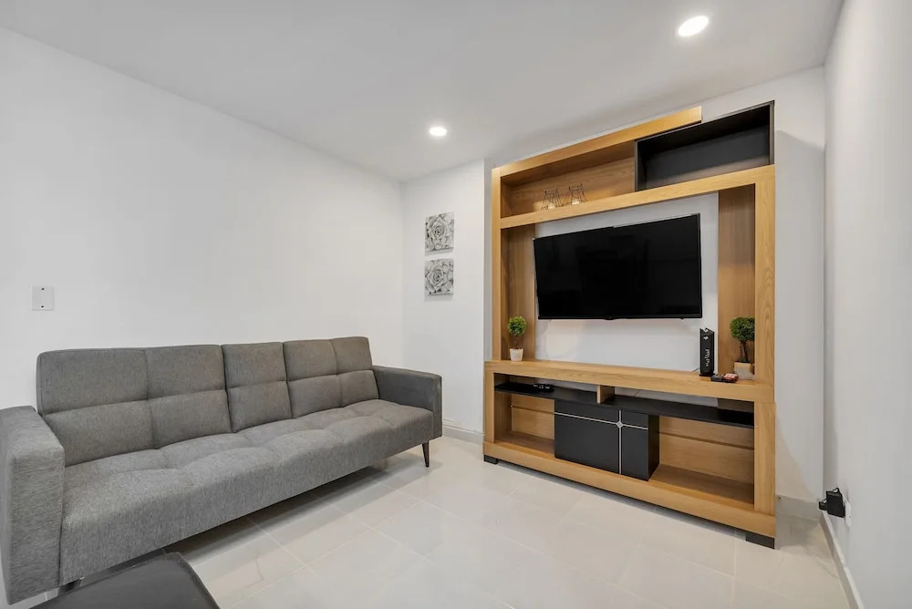 Apartamentos Oslo Tesoro by HOUSY