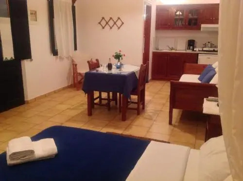 Almyra Studios & Apartments