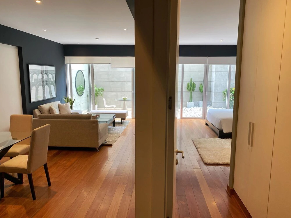 Spacious and Luxurious 1BR in San Isidro