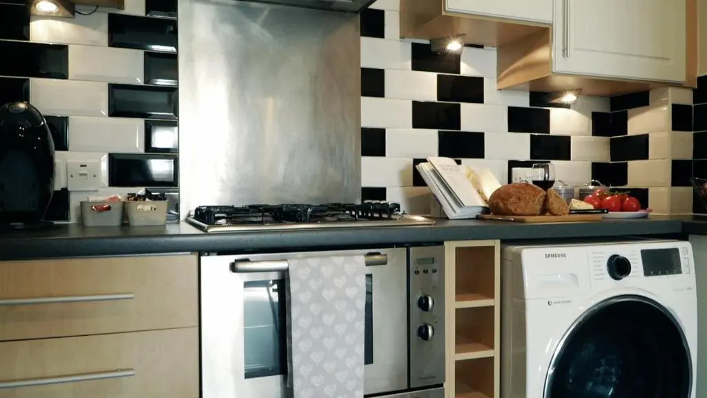 Blue Apartment, 2 Bedroom with Balcony, Netflix