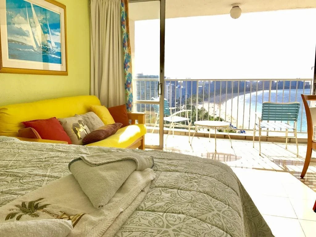 Isla Verde Modern Apartment with Pool