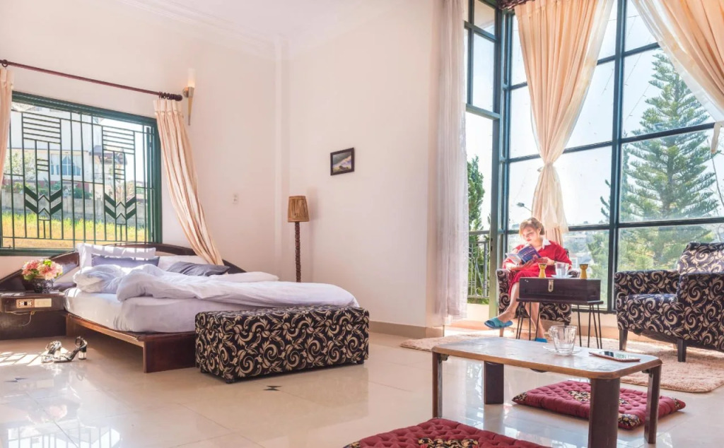 Moon's Hill Villa