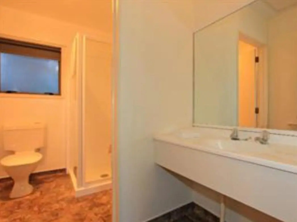 Kapiti Lindale Motel and Conference Centre