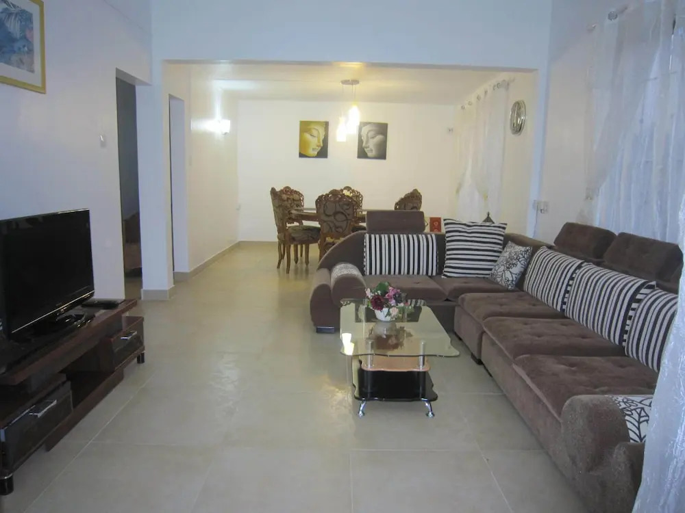 Pretty Villa Santa With Private Pool 120m Walk to the sea