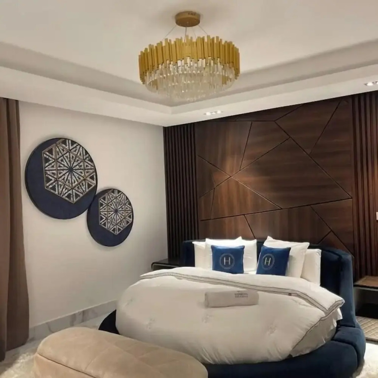 The Breeze Apartment