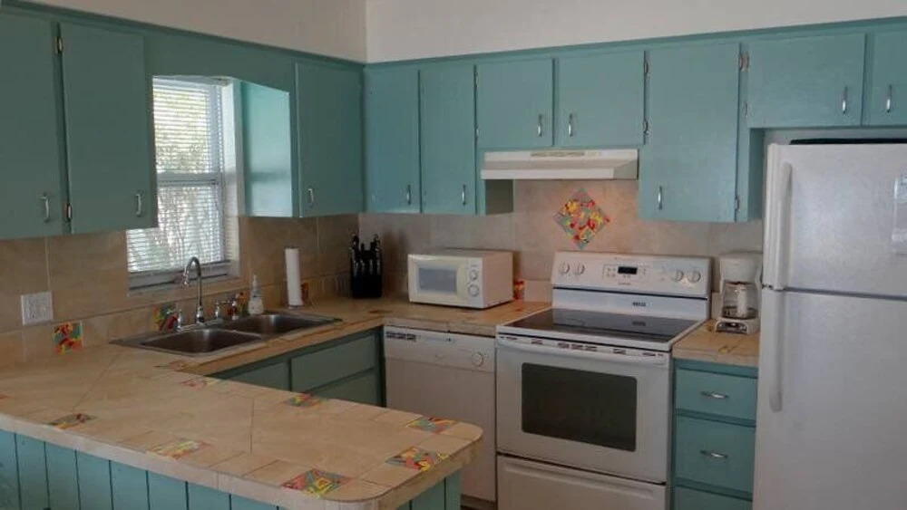 2810 Avenue E #54467 - 2 Br Duplex