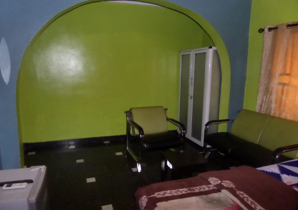Maximus Suites