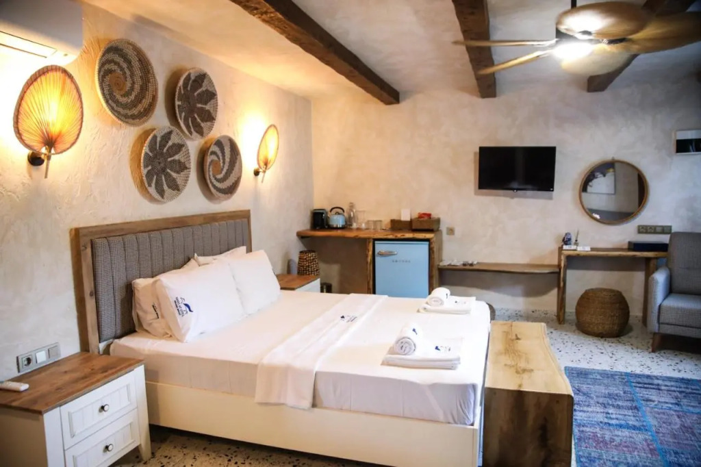 MAVİ AT HOTEL Blue Horse