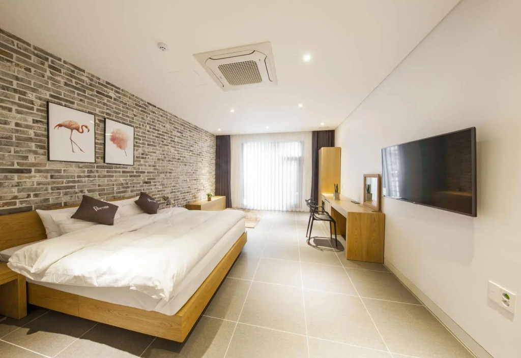 Hotel Schweizer Dorf Cheonan