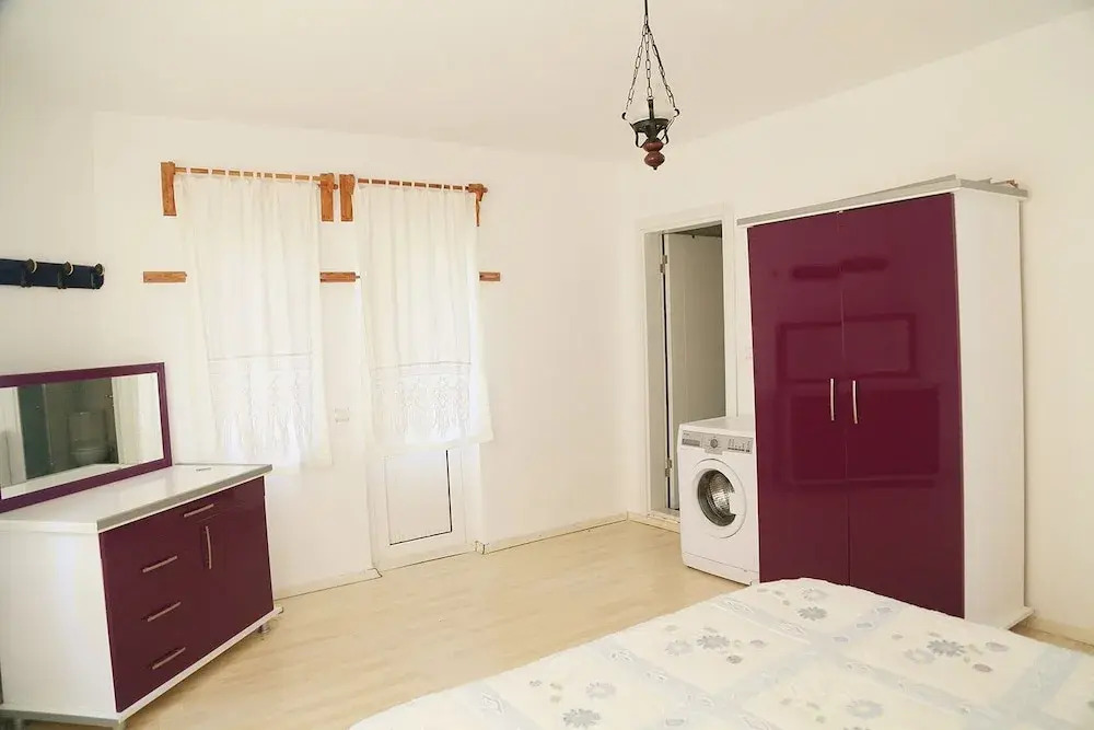 Ova Suites