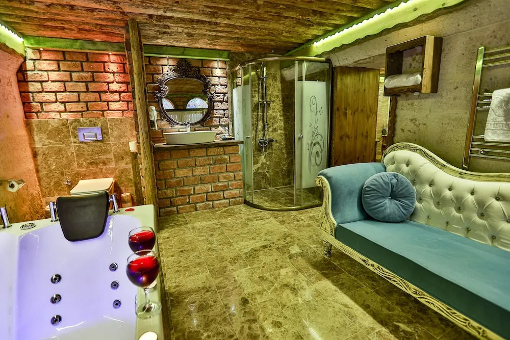 Casia Cave Suites