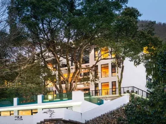 Yinlin · Moganshan Mid-Levels Beauty Hotel