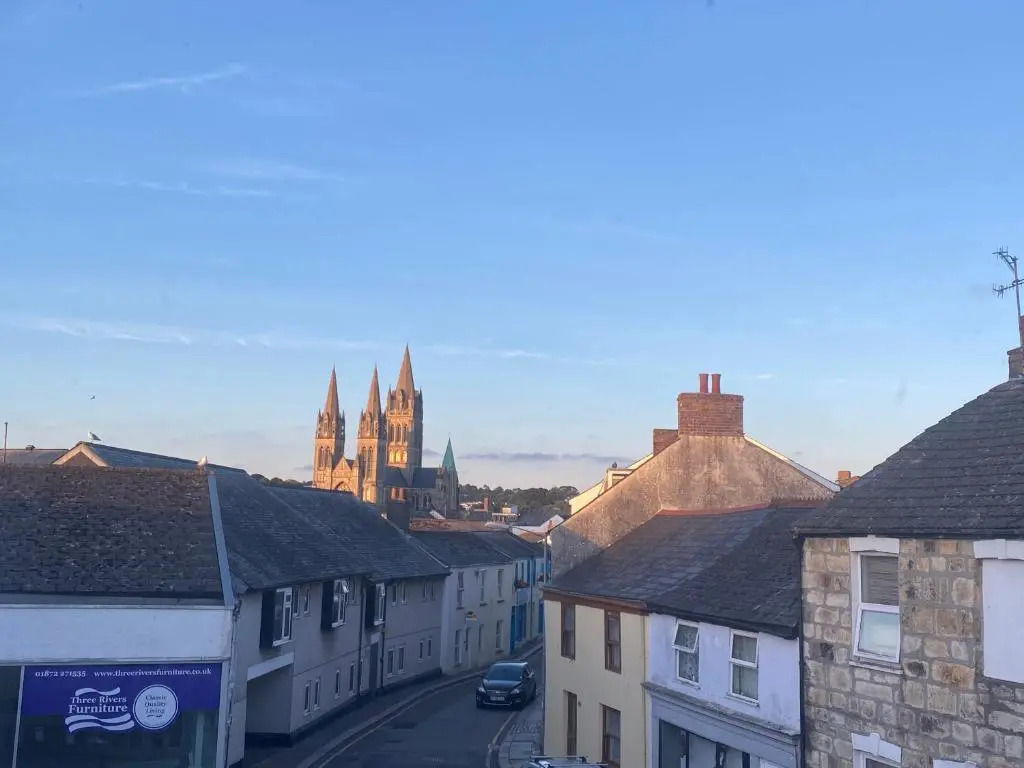Apartment 7, The Cathedral View