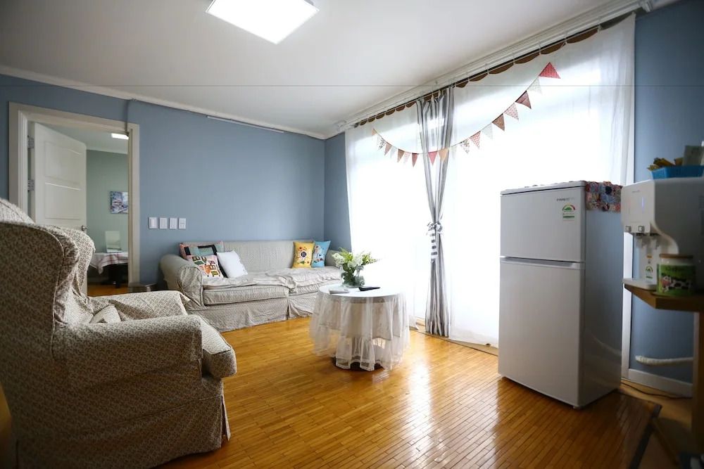 Guest House Play at Home