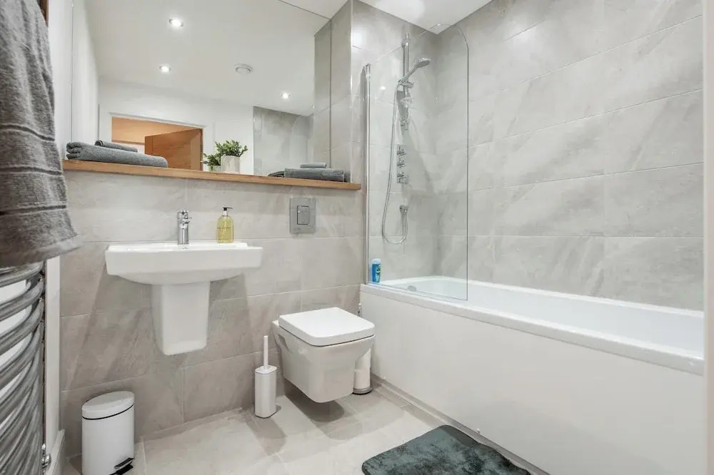 Axis Apartment