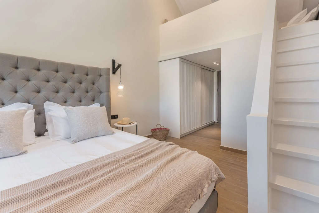 Eptanisos Beachfront Suites Zante