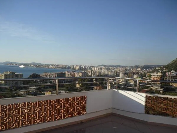 Lux Apartments