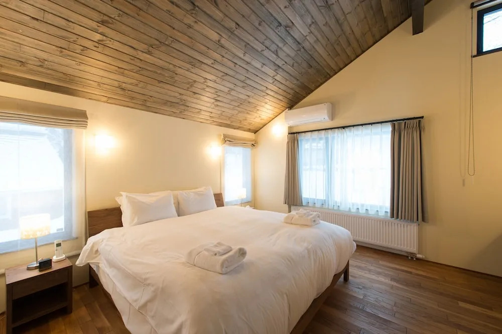 Tahoe Lodge by H2 Life