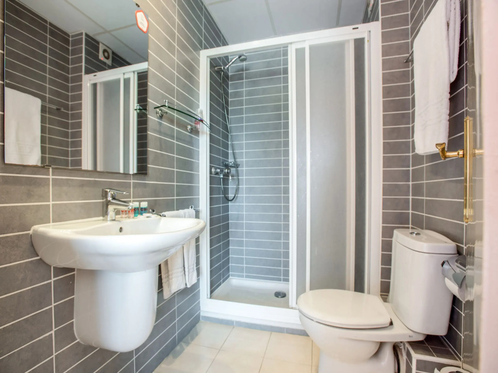Casa Feliu Hostal By Oyo