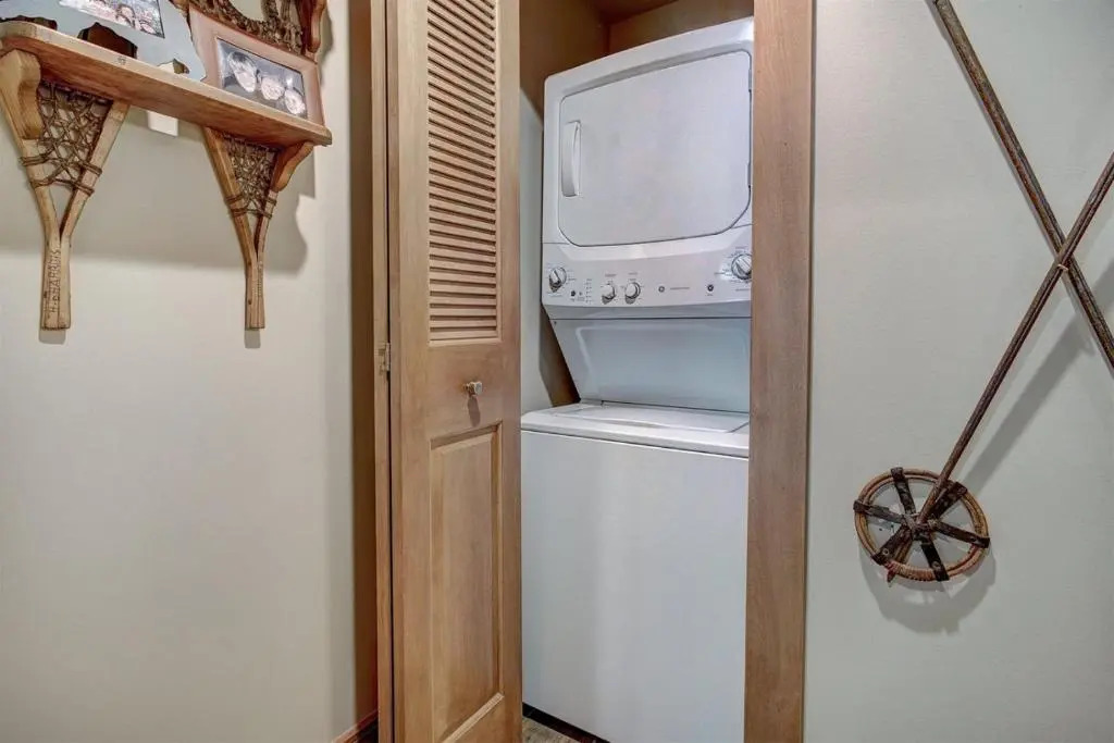 Premier 1 Bedroom Ski In, Ski Out Lone Eagle Condo With The Best Access To Skiing In Keystone