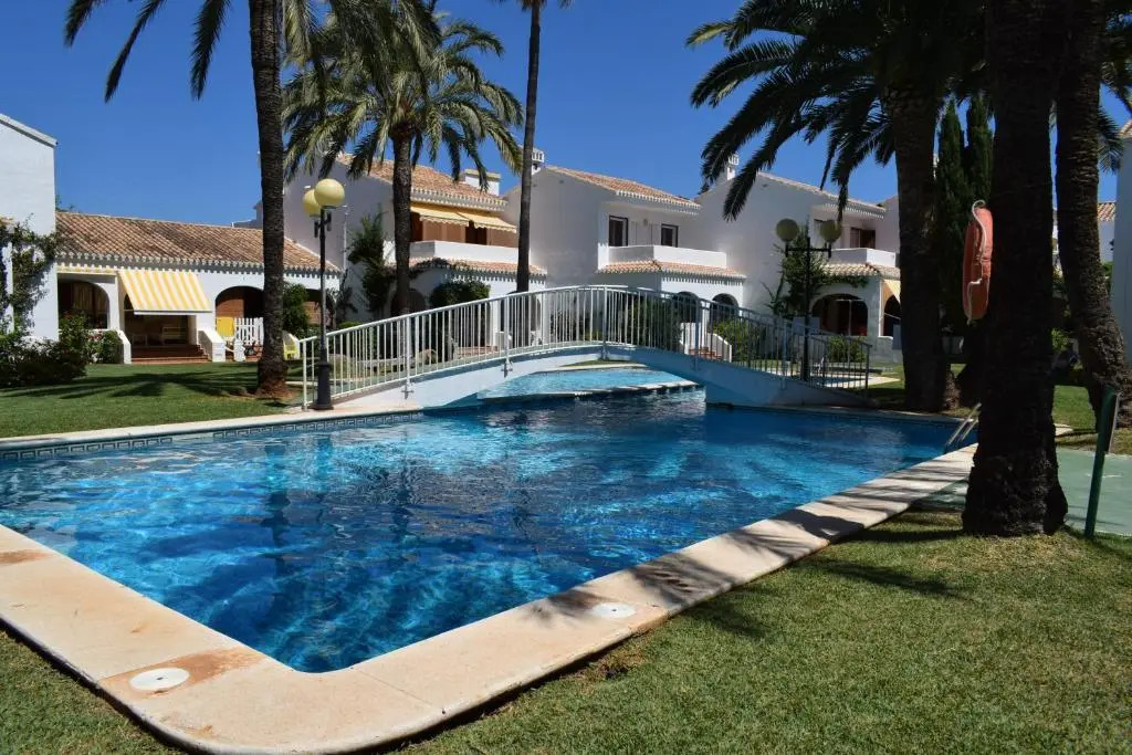 Ad3203 la Escala Mar Jonica