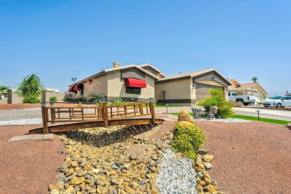Havasu Vacation Rental w/ Private Pool & Hot Tub!