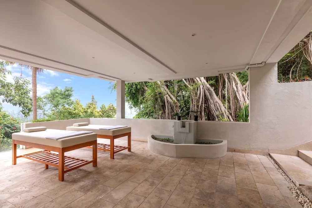 Villa Firefly