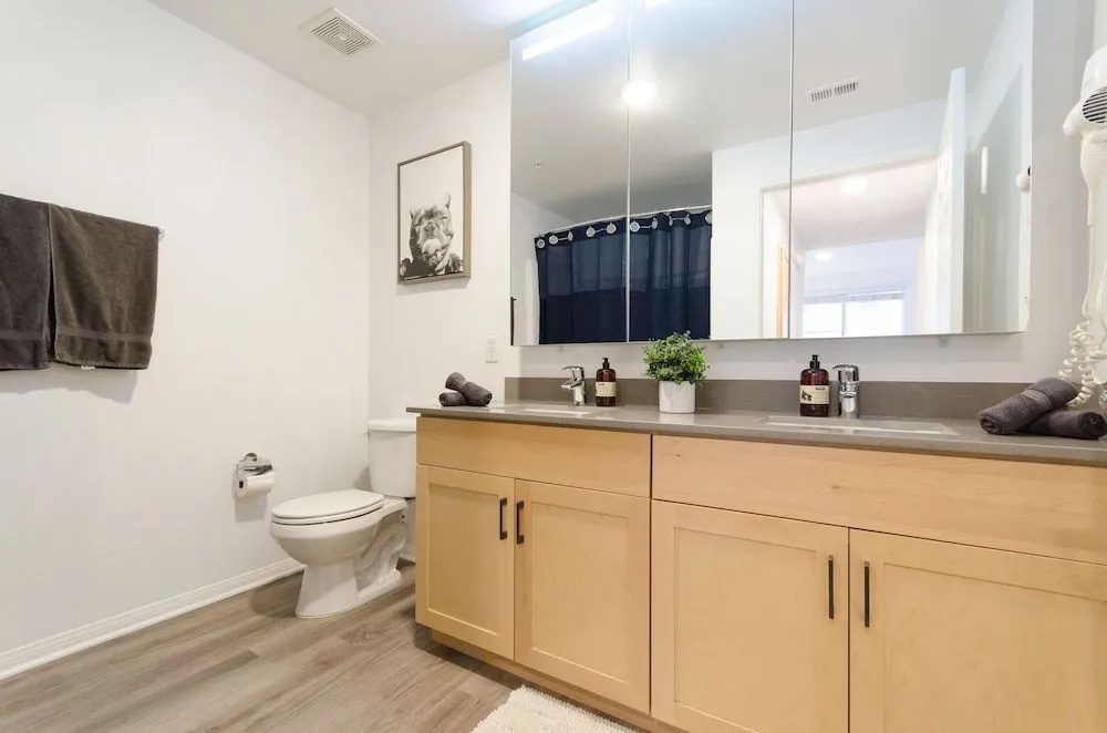 Hollywood Walk of Fame Two Bedrooms