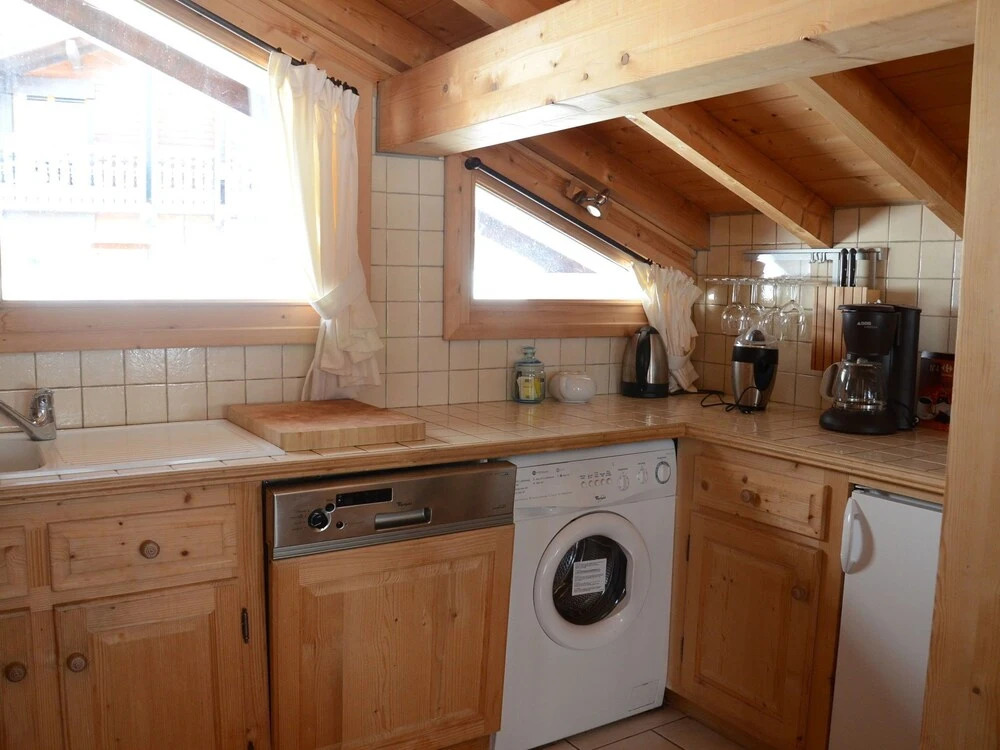 Cozy Chalet in Les Gets with Sauna